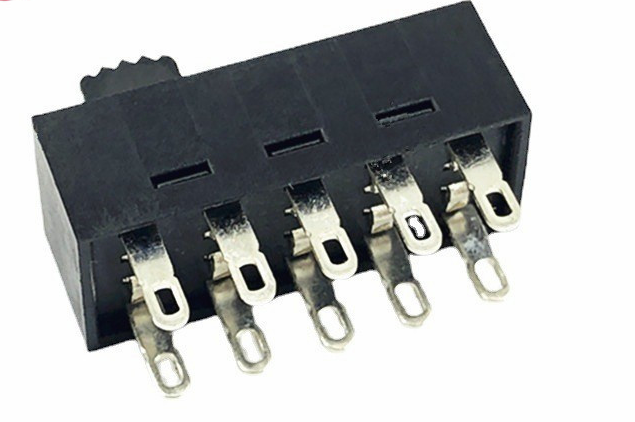 大電流撥動開關(guān) 大電流撥動開關(guān)